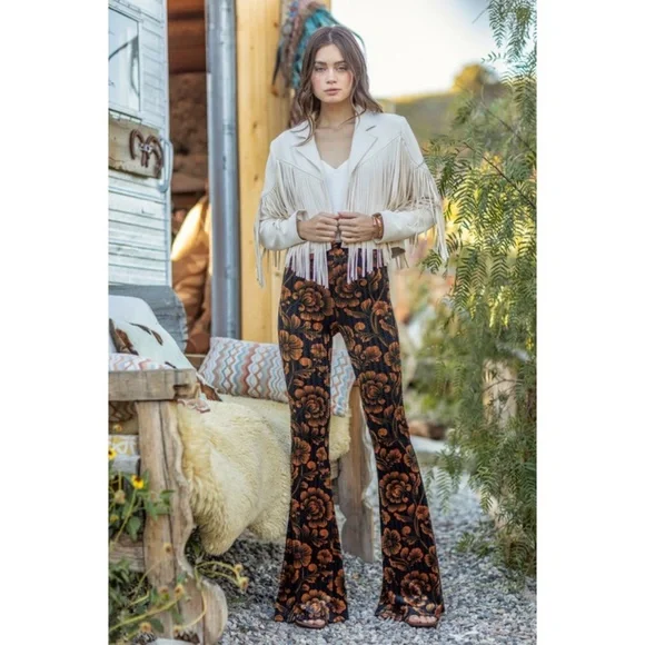 SOLD OUT Ivory Faux Leather Suede Fringe Cropped Western Boho Moto Jacket - Picture 4 of 7